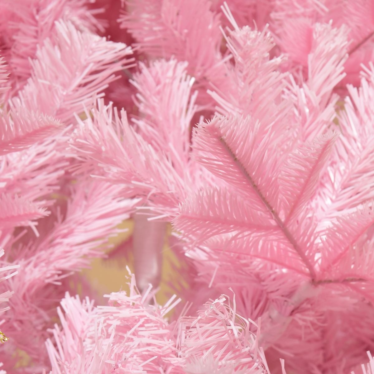 6FT Pink Artificial Christmas Tree - Auto Open, 892 Branches, Easy Setup